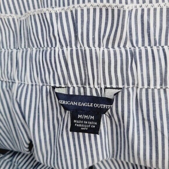 AMERICAN EAGLE Off Shoulder Smocked Blouse Pin Striped Top Sz M - Picture 13 of 14